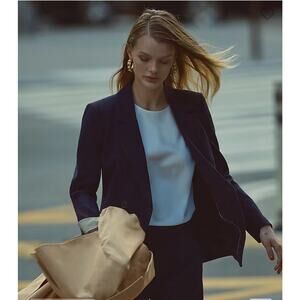 J. CREW Size XXS Women’s Ivory Short-sleeve button-back top in everyday crepe‎